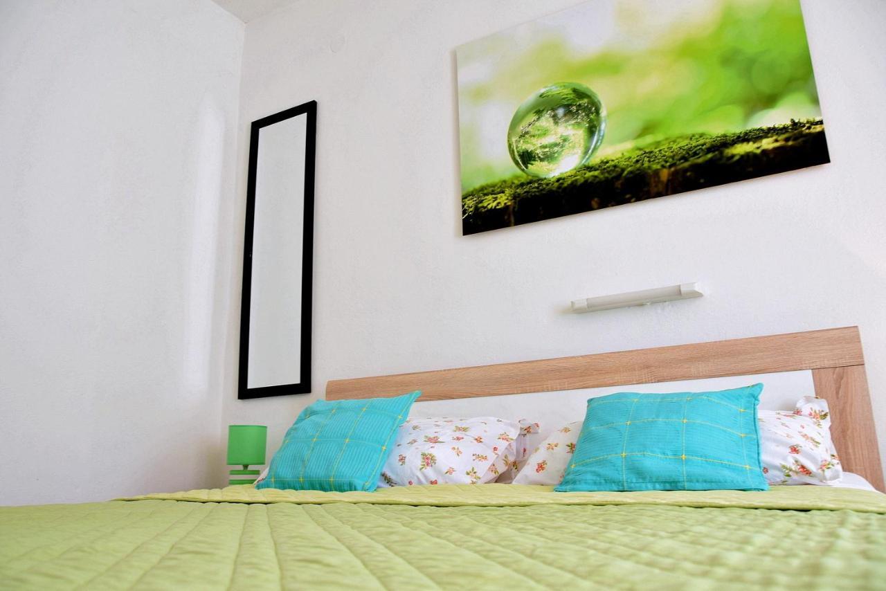Rooms Vilma Close To Rab City Palit Екстер'єр фото